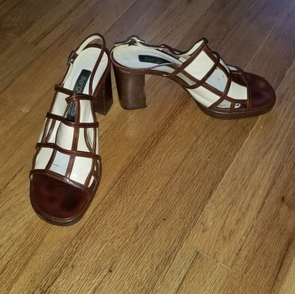 Sergio Rossi Leather Heels - Picture 3 of 11